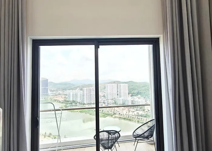 Căn hộ The Azure Duplex - Stunning Bay View - Citadines Hạ Long