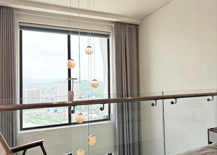 The Azure Duplex - Stunning Bay View - Citadines