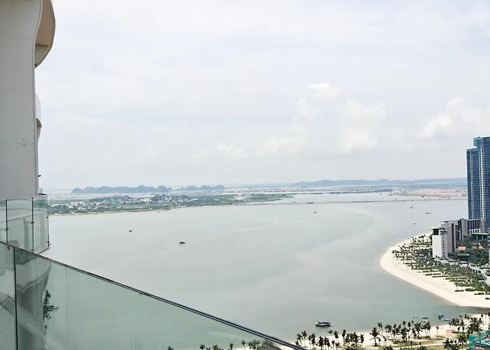 Apartment The Azure Duplex - Stunning Bay View - Citadines Ha Long